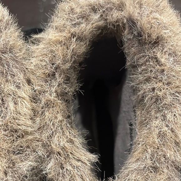 Teva Women's Black Winter Boots, size 9 - Picture 10 of 12